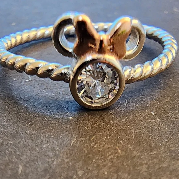 Minnie Mouse Braided Rose Gold Bow Size 8 925 Ring - Picture 4 of 9